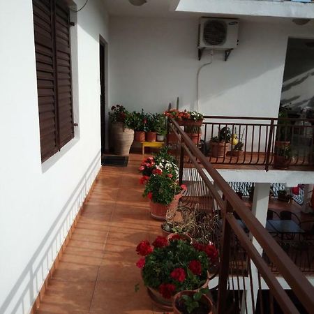 Apartmani Dado Улцин Екстериор снимка