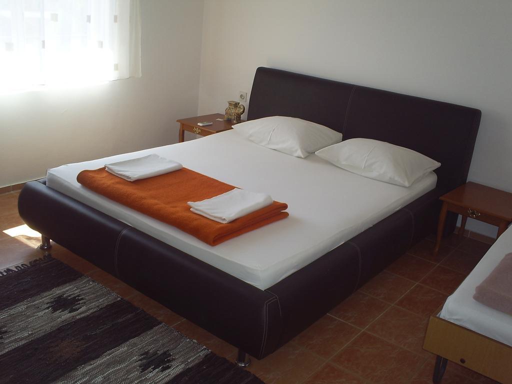 Apartmani Dado Улцин Екстериор снимка