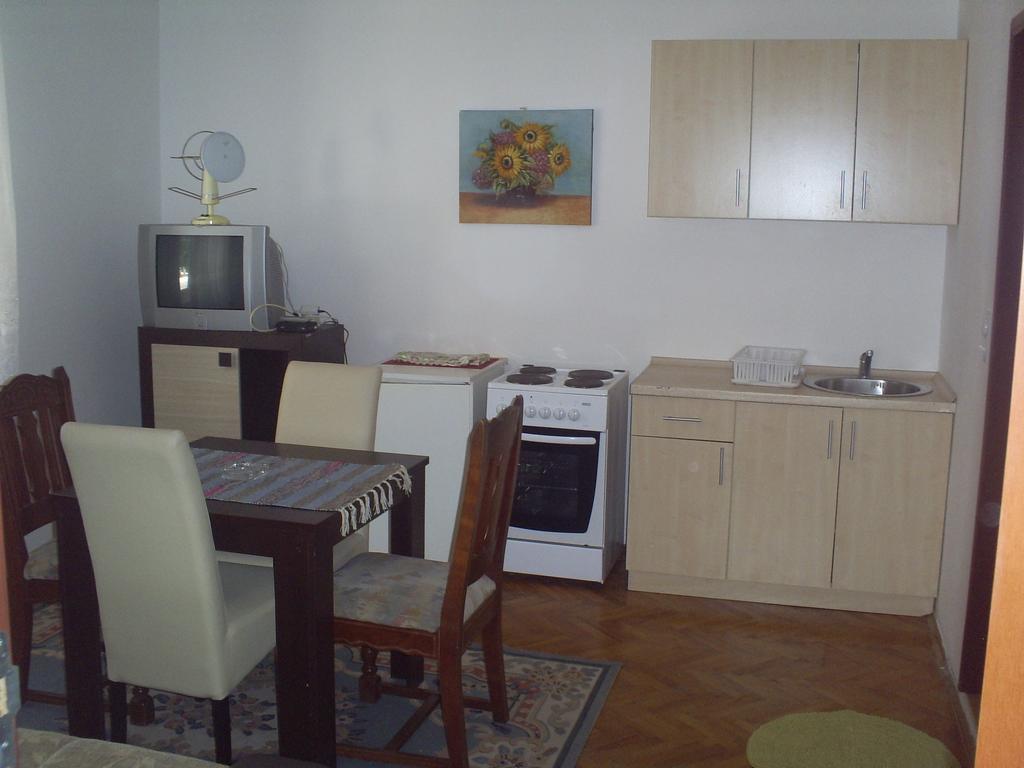 Apartmani Dado Улцин Екстериор снимка